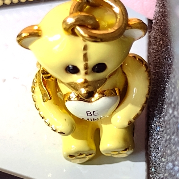 Juicy Couture BE Mine Golden Creamy Teddy🧸 Holding Your 🤍 NWT - Picture 5 of 7